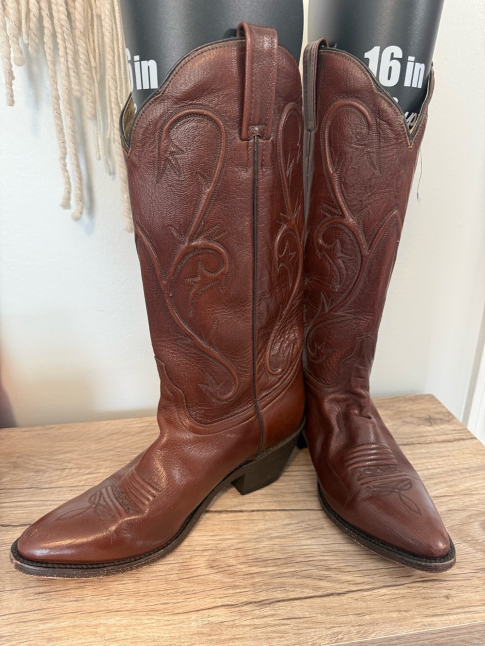 Dan Post Tan Men’s Leather Western Boots with Embossed Stitching Size 9 - Picture 8 of 13